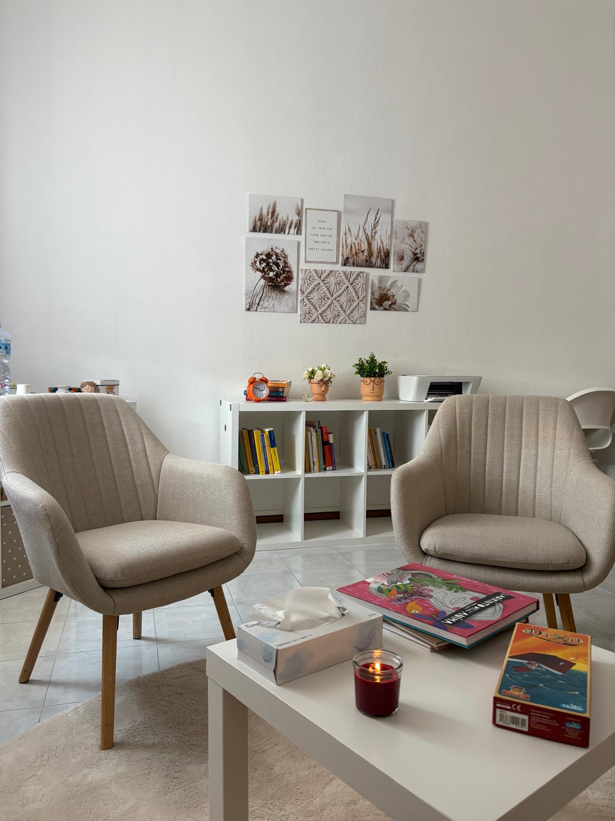 studio interno accogliente 3